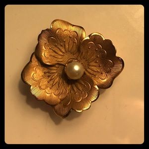 Vintage 12k Gold-Filled Brooch